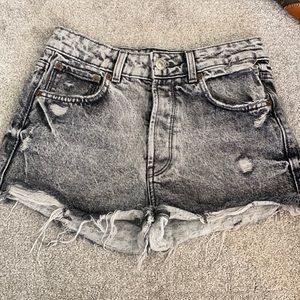 Black light washed Zara Jean shorts